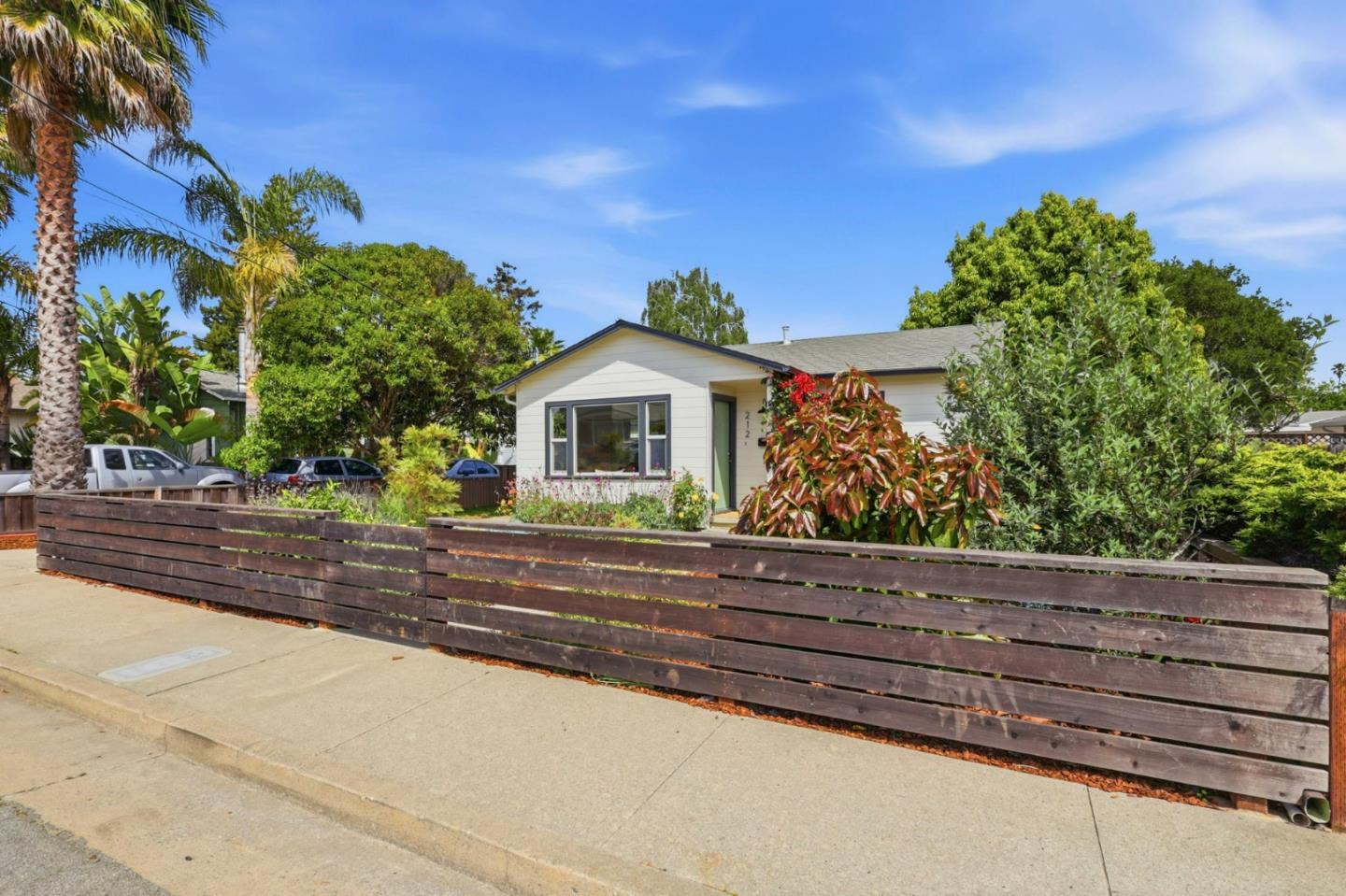 Detail Gallery Image 39 of 40 For 212 Darwin St, Santa Cruz,  CA 95062 - 2 Beds | 1 Baths