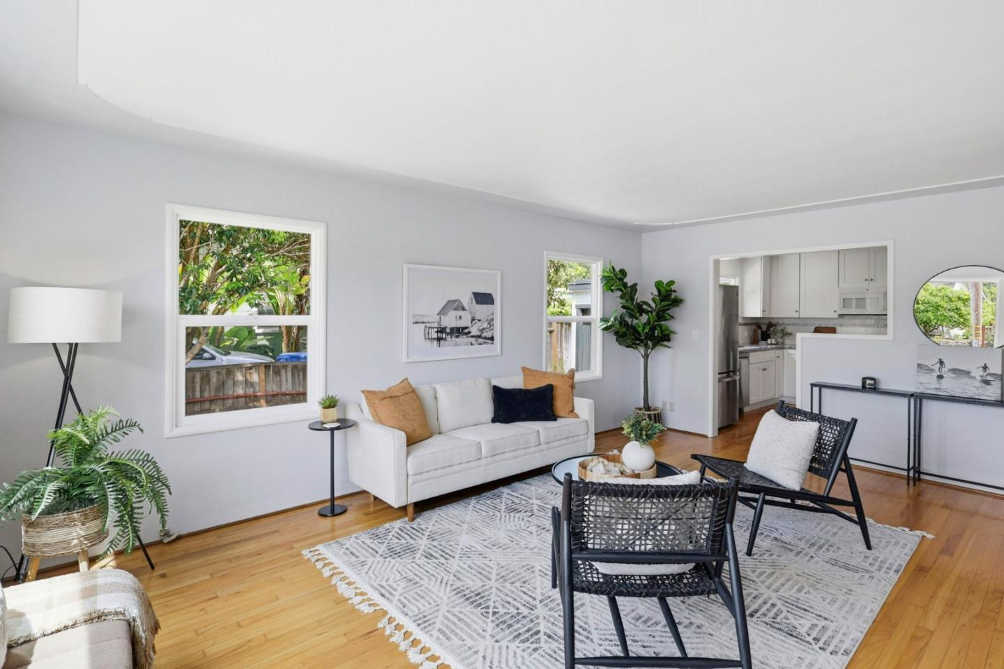 Detail Gallery Image 5 of 40 For 212 Darwin St, Santa Cruz,  CA 95062 - 2 Beds | 1 Baths