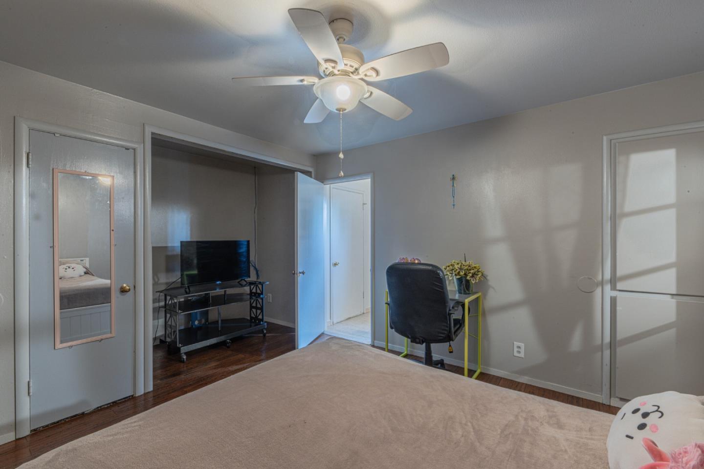 Detail Gallery Image 24 of 41 For 40 Saint Brendan Way, Salinas,  CA 93906 - 4 Beds | 3 Baths