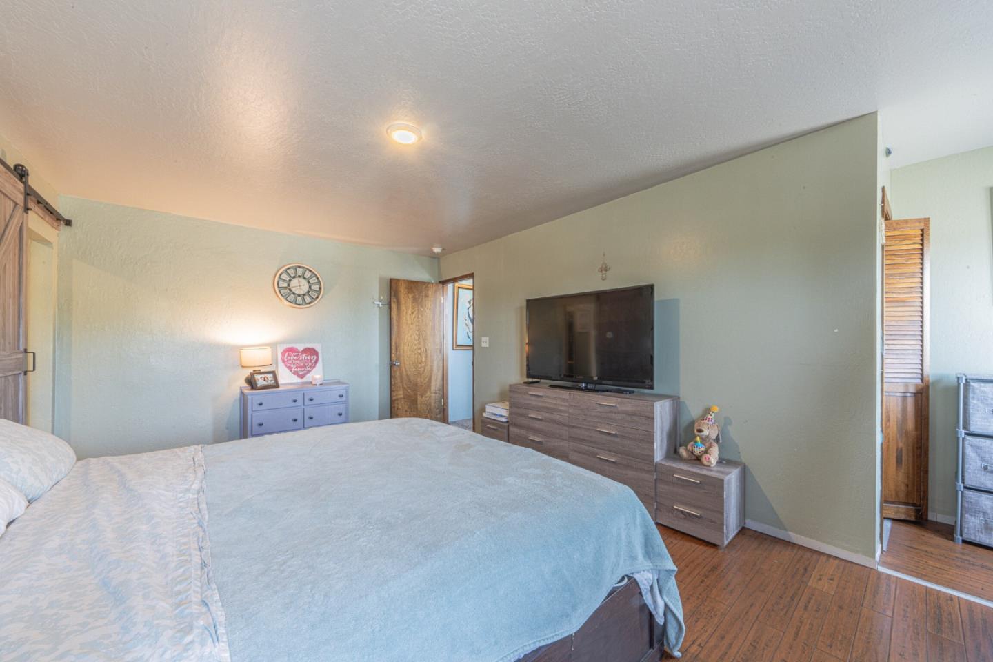 Detail Gallery Image 33 of 41 For 40 Saint Brendan Way, Salinas,  CA 93906 - 4 Beds | 3 Baths