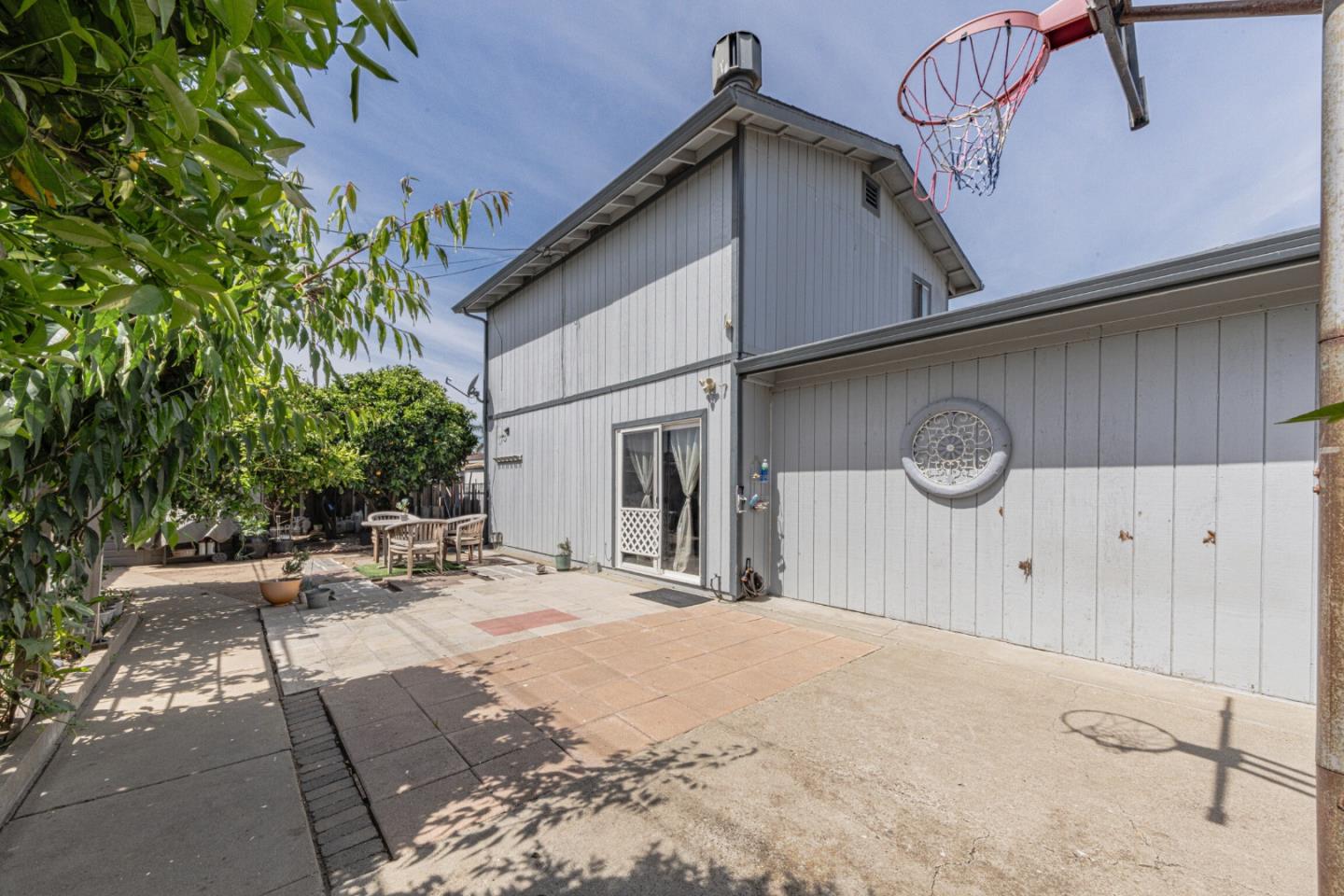 Detail Gallery Image 36 of 41 For 40 Saint Brendan Way, Salinas,  CA 93906 - 4 Beds | 3 Baths