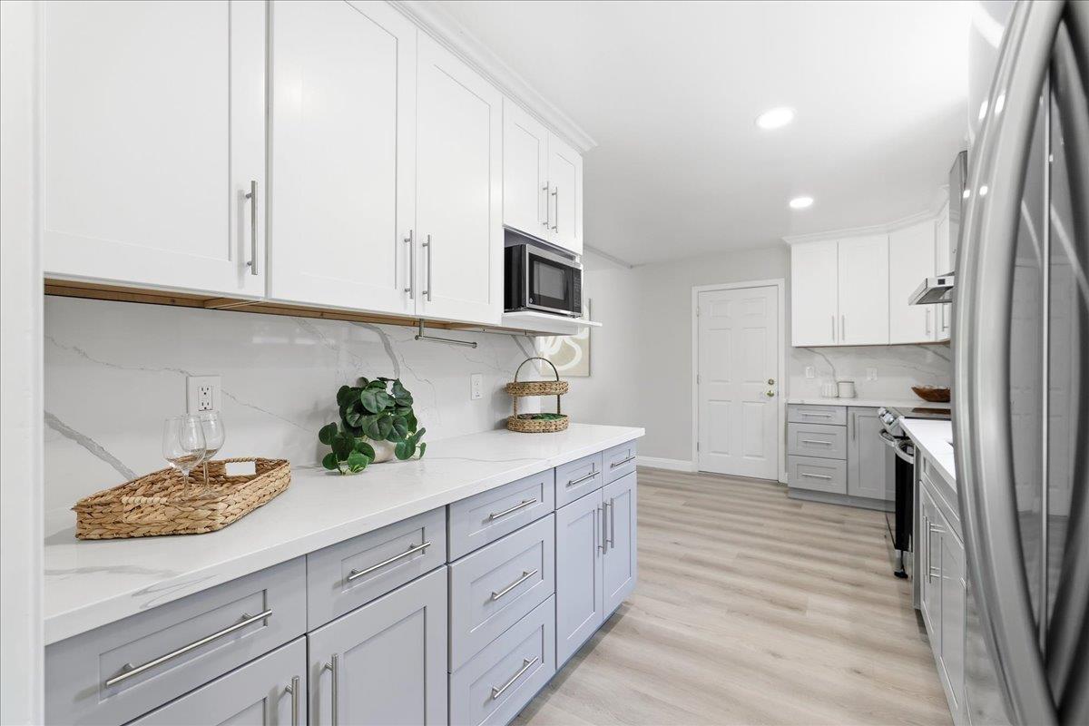 Detail Gallery Image 13 of 48 For 7733 Lilac Way, Cupertino,  CA 95014 - 4 Beds | 2 Baths