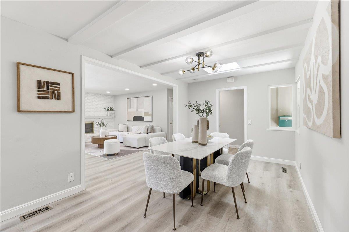 Detail Gallery Image 15 of 48 For 7733 Lilac Way, Cupertino,  CA 95014 - 4 Beds | 2 Baths