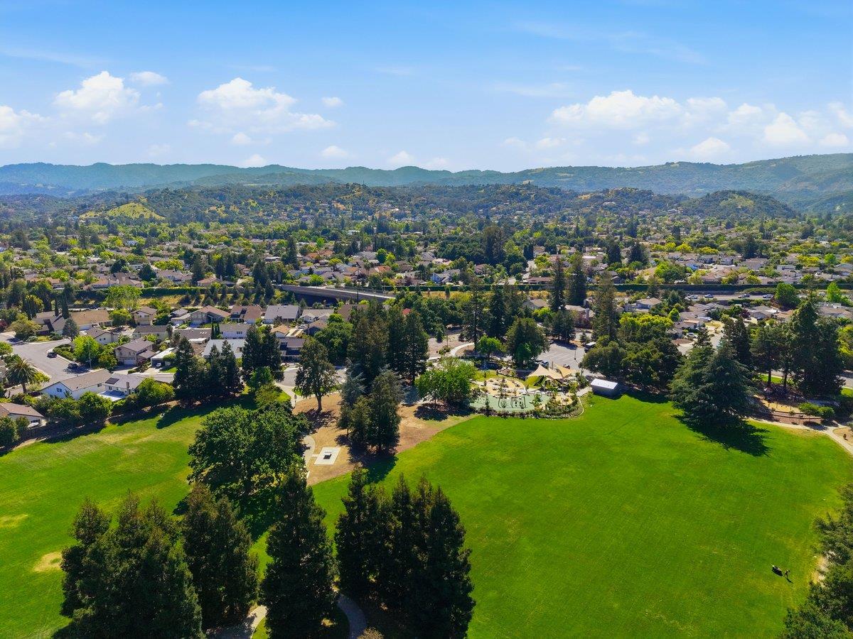 Detail Gallery Image 36 of 48 For 7733 Lilac Way, Cupertino,  CA 95014 - 4 Beds | 2 Baths