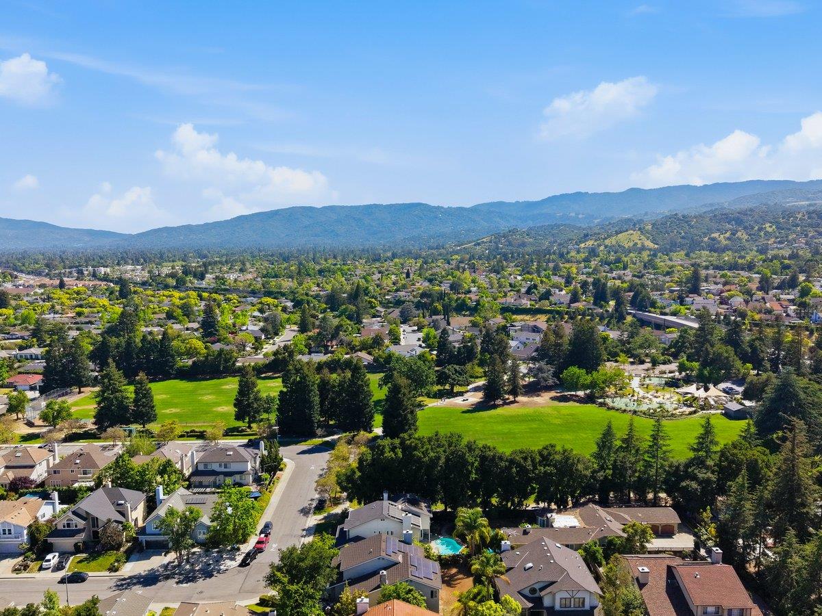 Detail Gallery Image 38 of 48 For 7733 Lilac Way, Cupertino,  CA 95014 - 4 Beds | 2 Baths