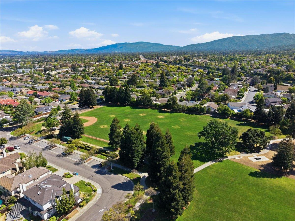 Detail Gallery Image 40 of 48 For 7733 Lilac Way, Cupertino,  CA 95014 - 4 Beds | 2 Baths