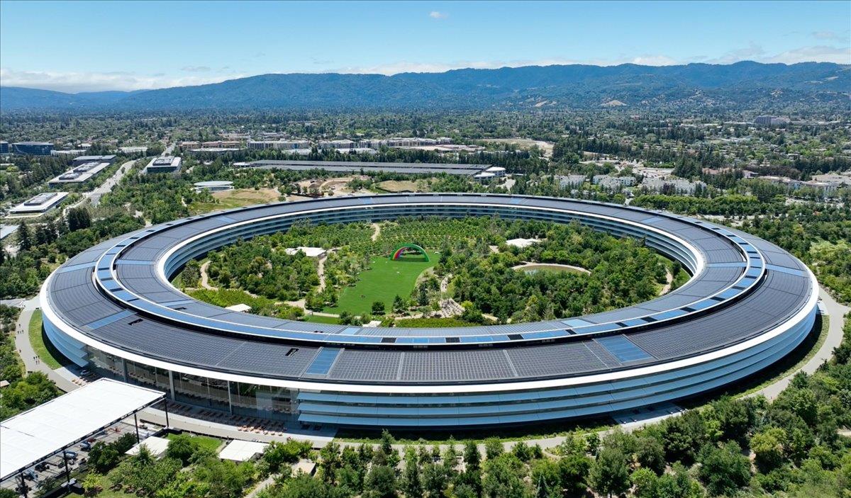 Detail Gallery Image 46 of 48 For 7733 Lilac Way, Cupertino,  CA 95014 - 4 Beds | 2 Baths