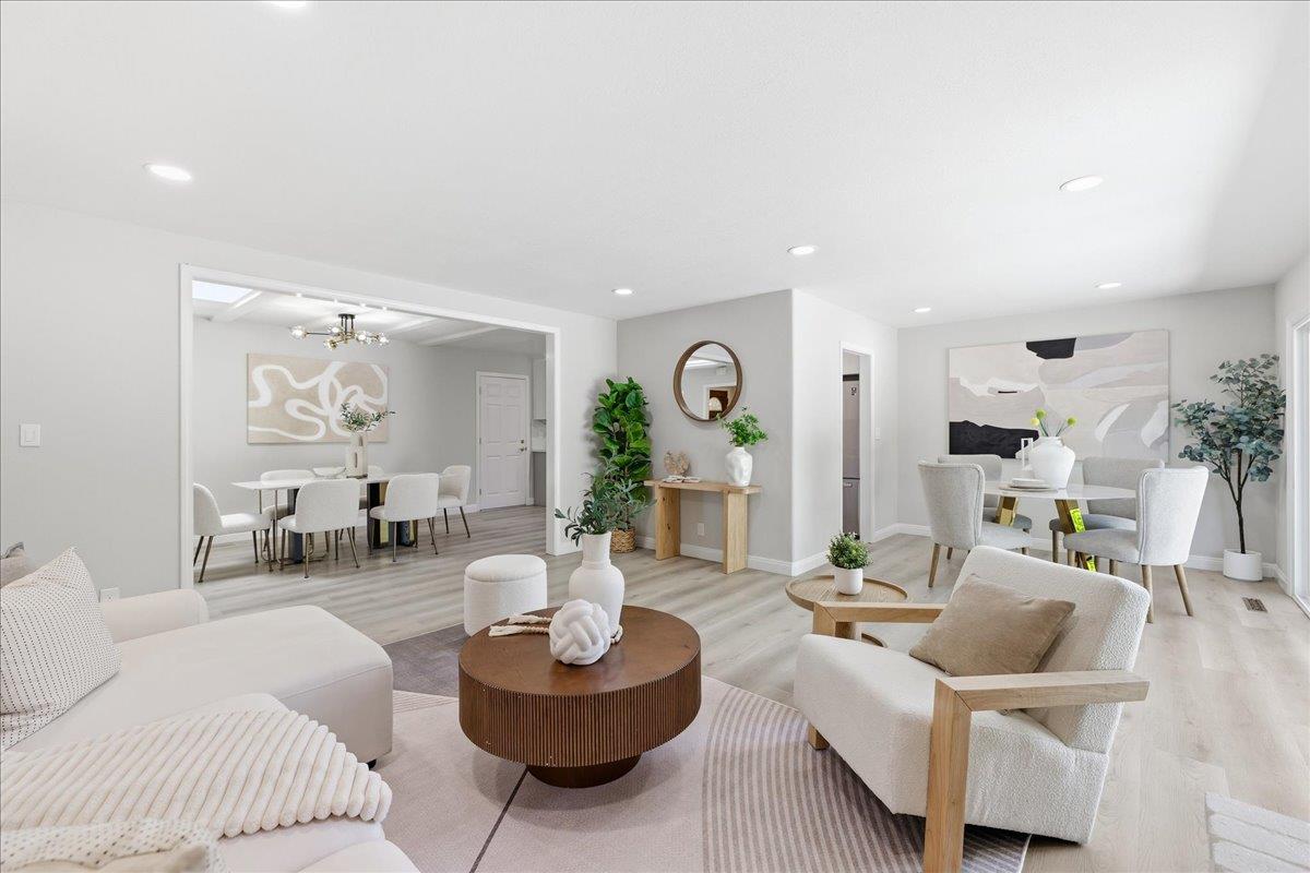 Detail Gallery Image 5 of 48 For 7733 Lilac Way, Cupertino,  CA 95014 - 4 Beds | 2 Baths