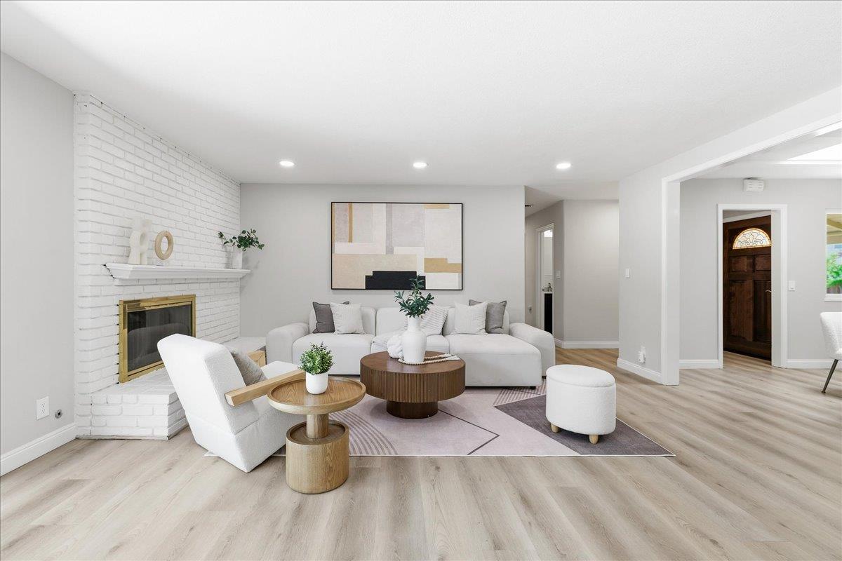 Detail Gallery Image 6 of 48 For 7733 Lilac Way, Cupertino,  CA 95014 - 4 Beds | 2 Baths