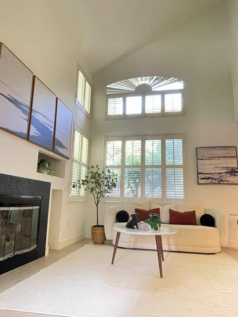 Photo #3: ML82043194 Listing: Photo #3