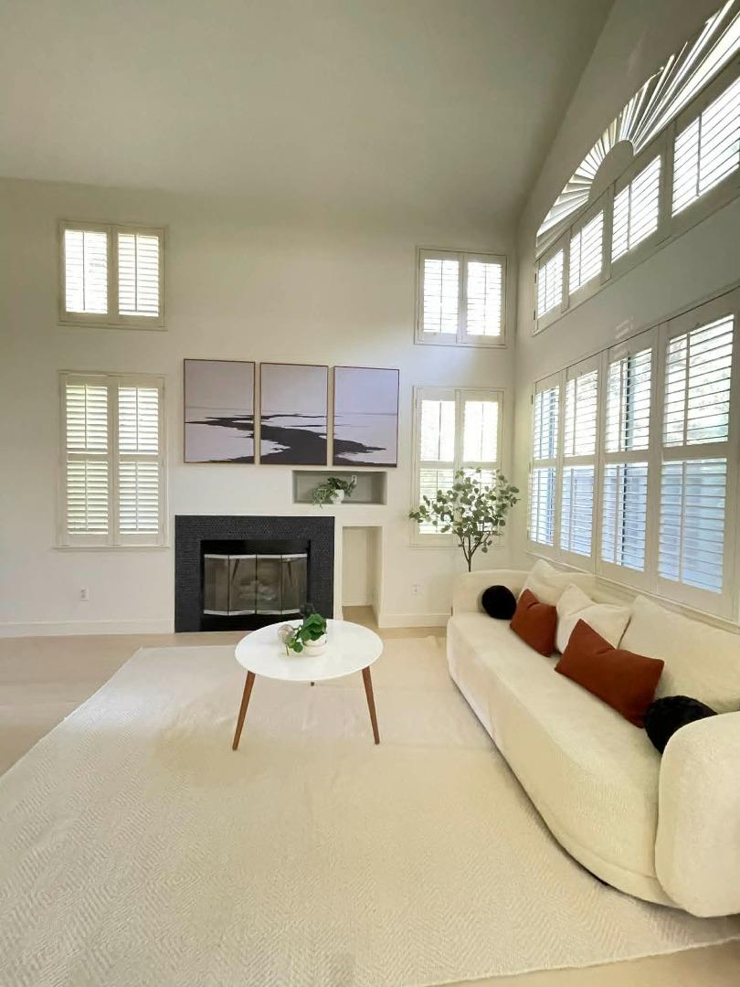 Photo #4: ML82043194 Listing: Photo #4