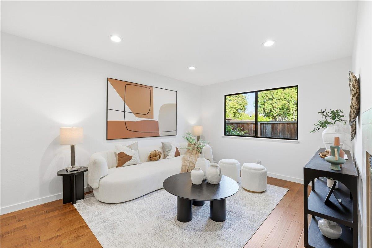 Photo #4: ML82043196 Listing: Photo #4