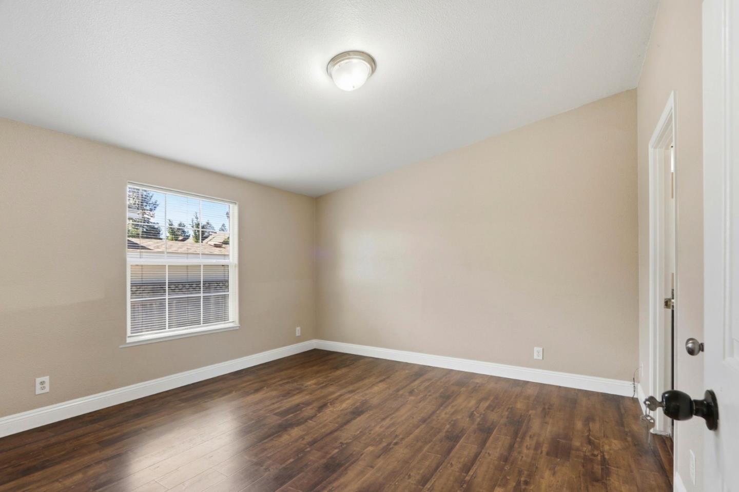 Detail Gallery Image 17 of 41 For 125 N Mary Ave #14,  Sunnyvale,  CA 94086 - 4 Beds | 3 Baths