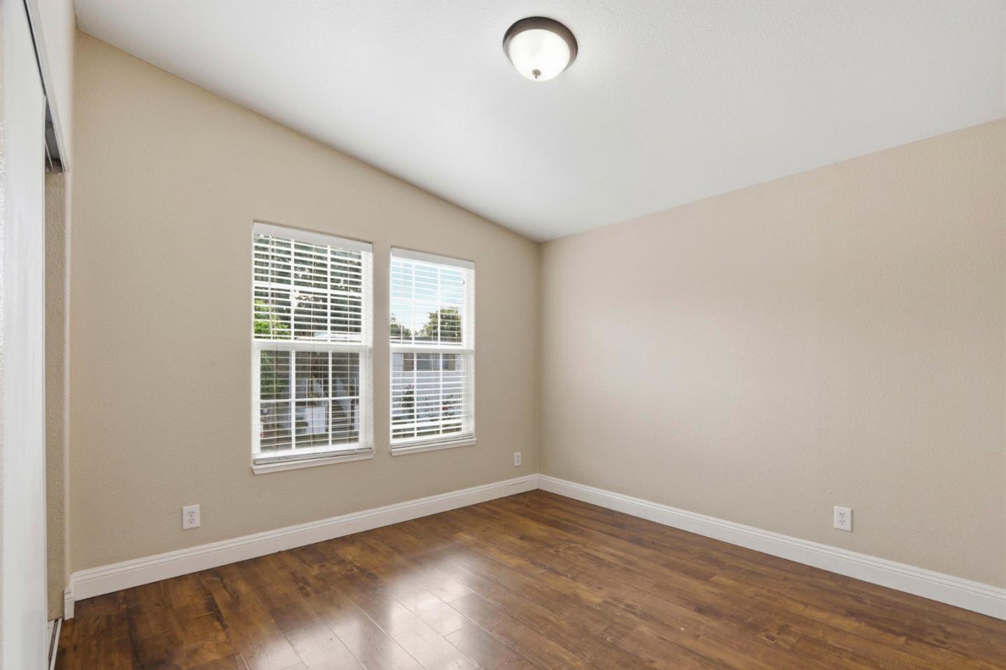 Detail Gallery Image 26 of 41 For 125 N Mary Ave #14,  Sunnyvale,  CA 94086 - 4 Beds | 3 Baths