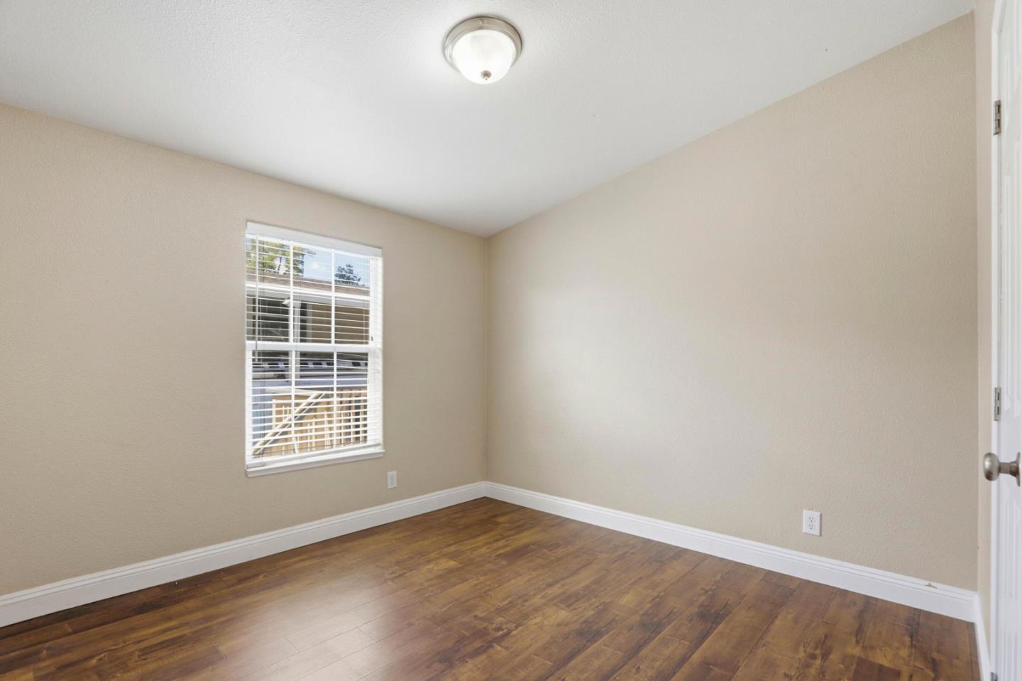 Detail Gallery Image 28 of 41 For 125 N Mary Ave #14,  Sunnyvale,  CA 94086 - 4 Beds | 3 Baths