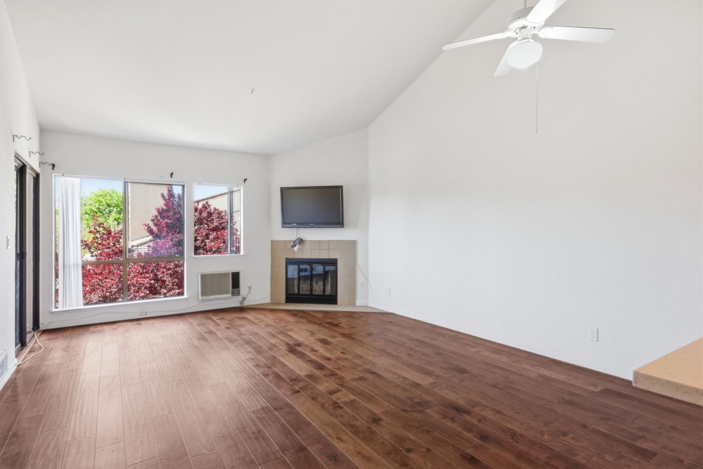 Detail Gallery Image 11 of 56 For 39224 Guardino Dr #314,  Fremont,  CA 94538 - 1 Beds | 1 Baths