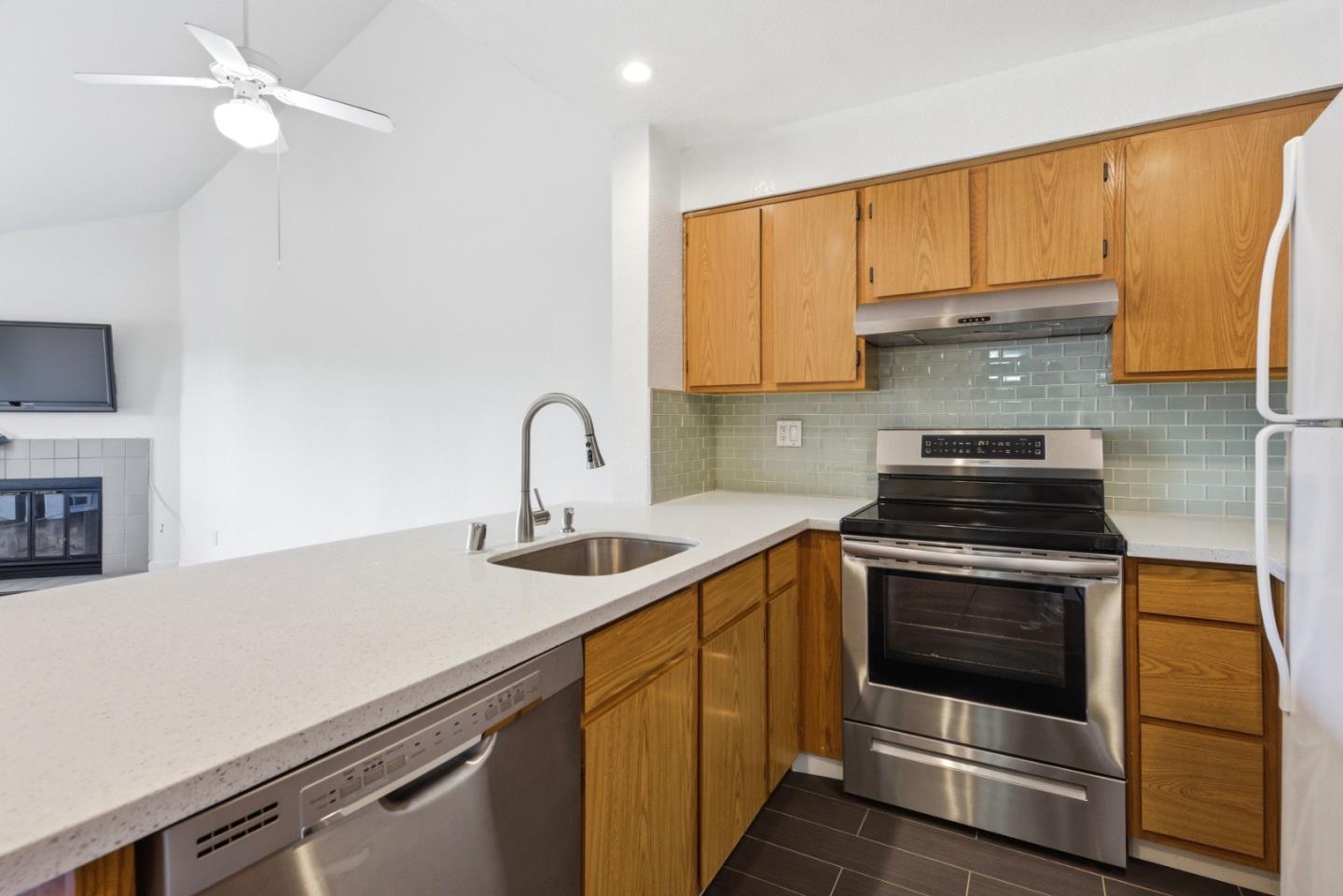 Detail Gallery Image 22 of 56 For 39224 Guardino Dr #314,  Fremont,  CA 94538 - 1 Beds | 1 Baths