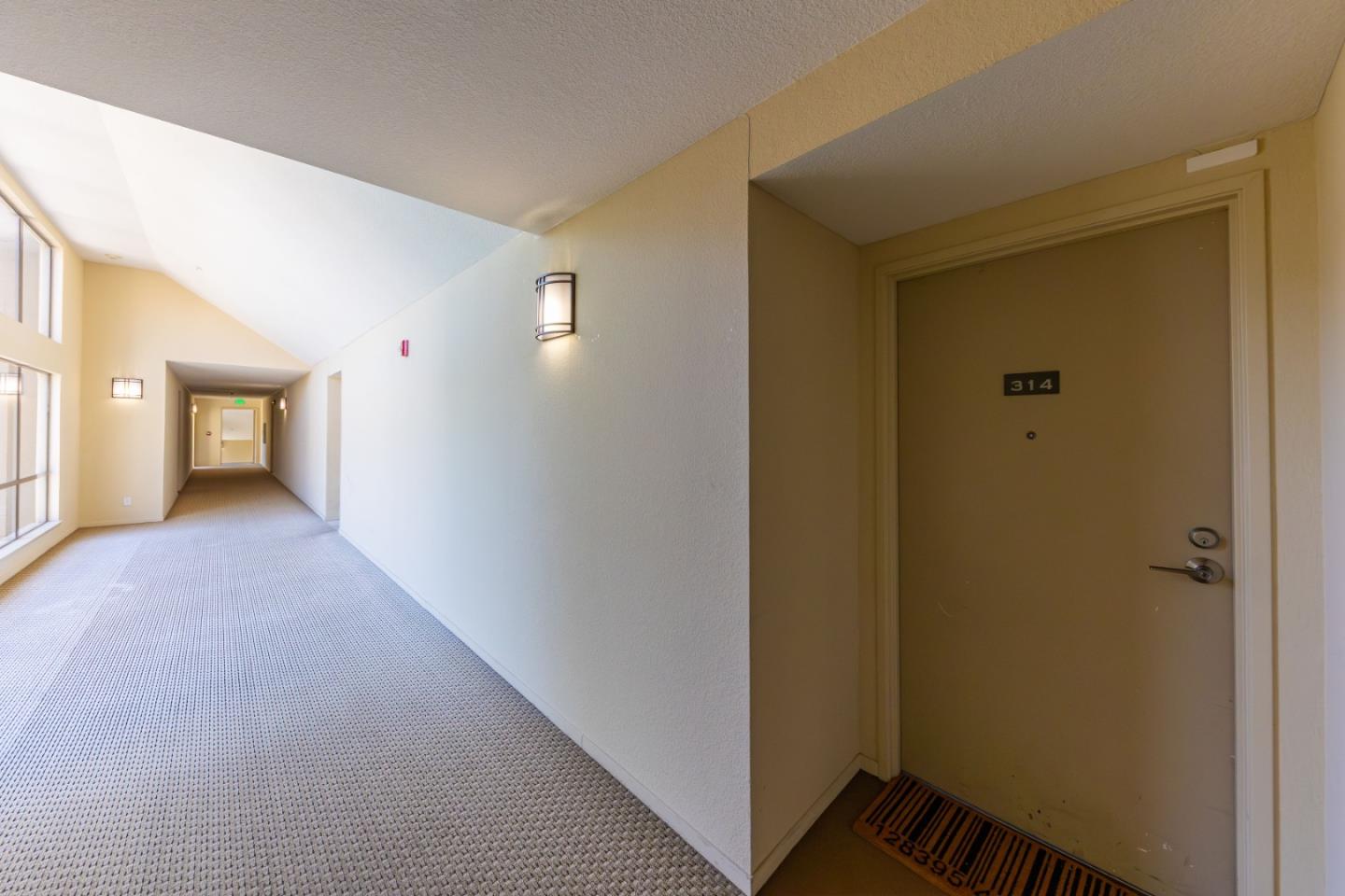 Detail Gallery Image 6 of 56 For 39224 Guardino Dr #314,  Fremont,  CA 94538 - 1 Beds | 1 Baths