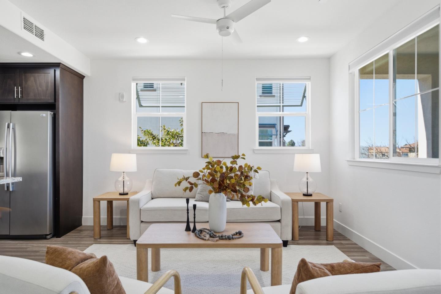 Detail Gallery Image 11 of 36 For 4023 Clydesdale Cmn, Fremont,  CA 94555 - 2 Beds | 2 Baths