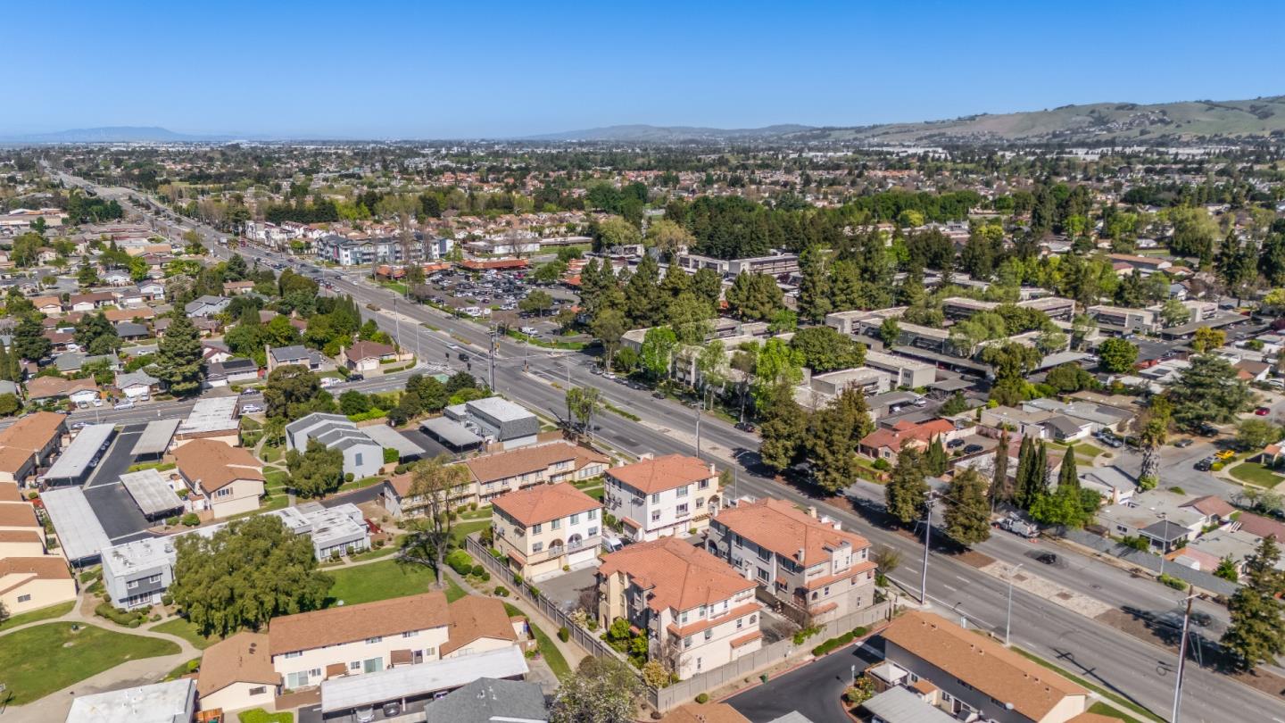 Detail Gallery Image 35 of 36 For 4023 Clydesdale Cmn, Fremont,  CA 94555 - 2 Beds | 2 Baths