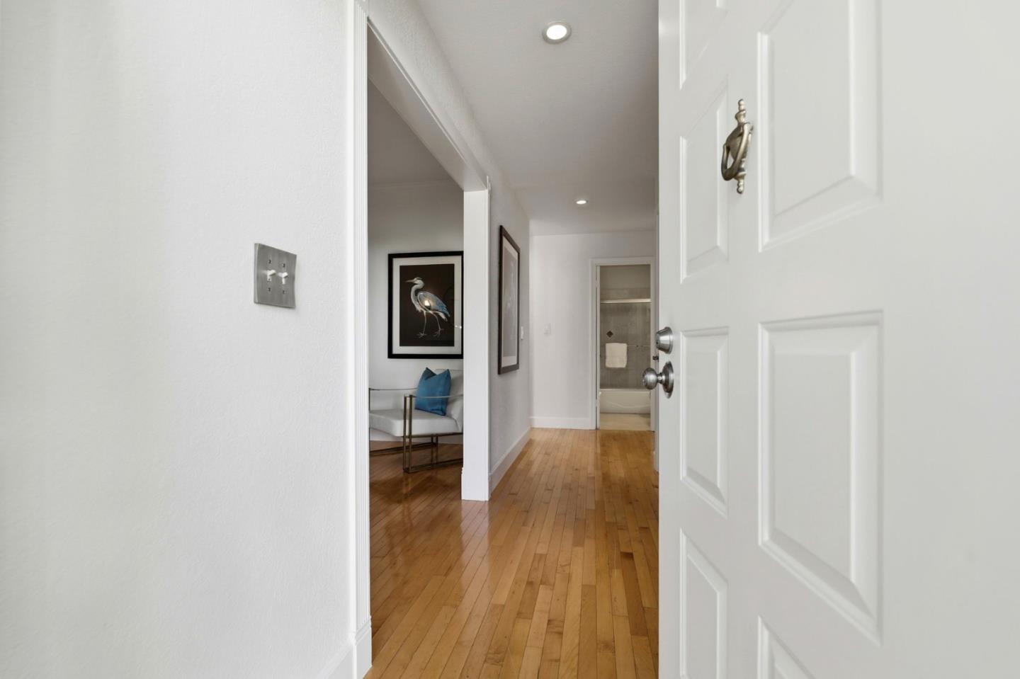 Photo #5: ML82043200 Listing: Photo #5