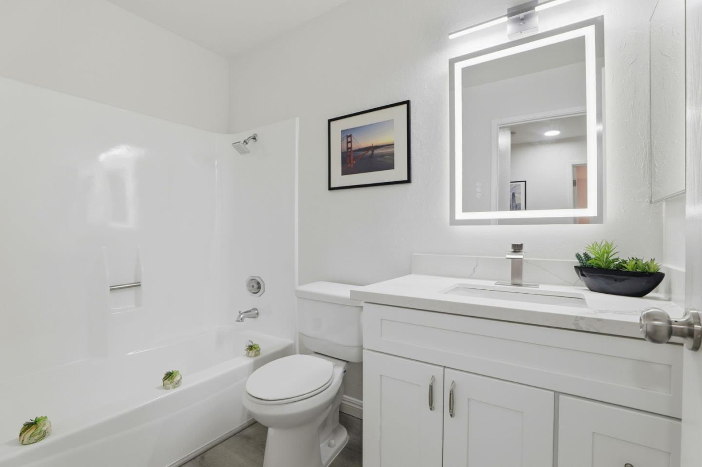 Detail Gallery Image 10 of 21 For 4013 Ralston Cmn, Fremont,  CA 94538 - 2 Beds | 2 Baths