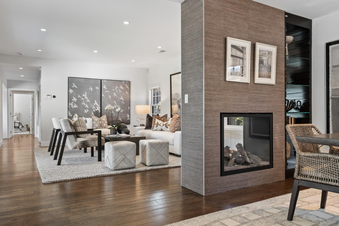 Detail Gallery Image 14 of 47 For 1625 Coronado Way, Burlingame,  CA 94010 - 3 Beds | 3 Baths