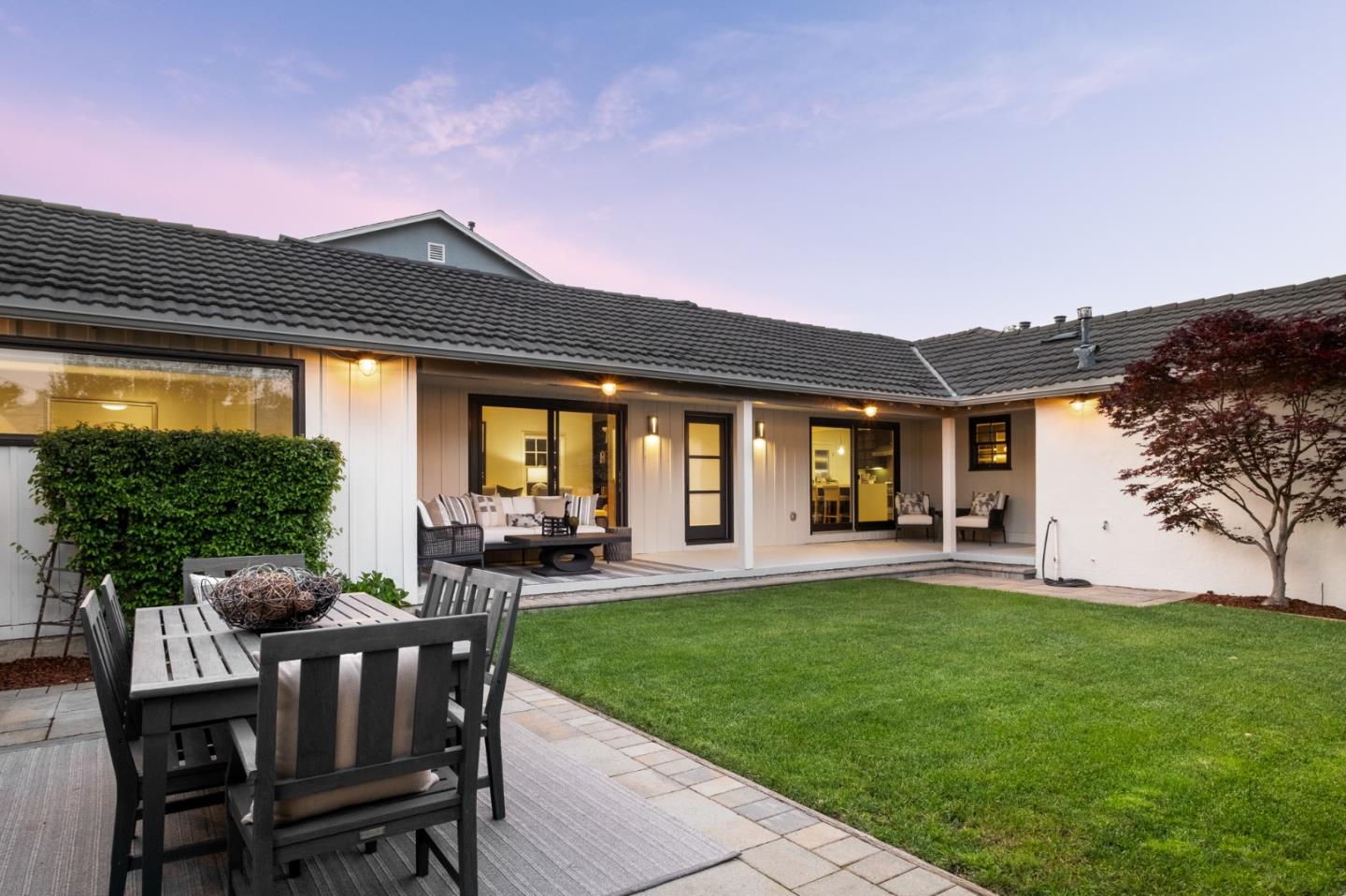 Detail Gallery Image 36 of 47 For 1625 Coronado Way, Burlingame,  CA 94010 - 3 Beds | 3 Baths