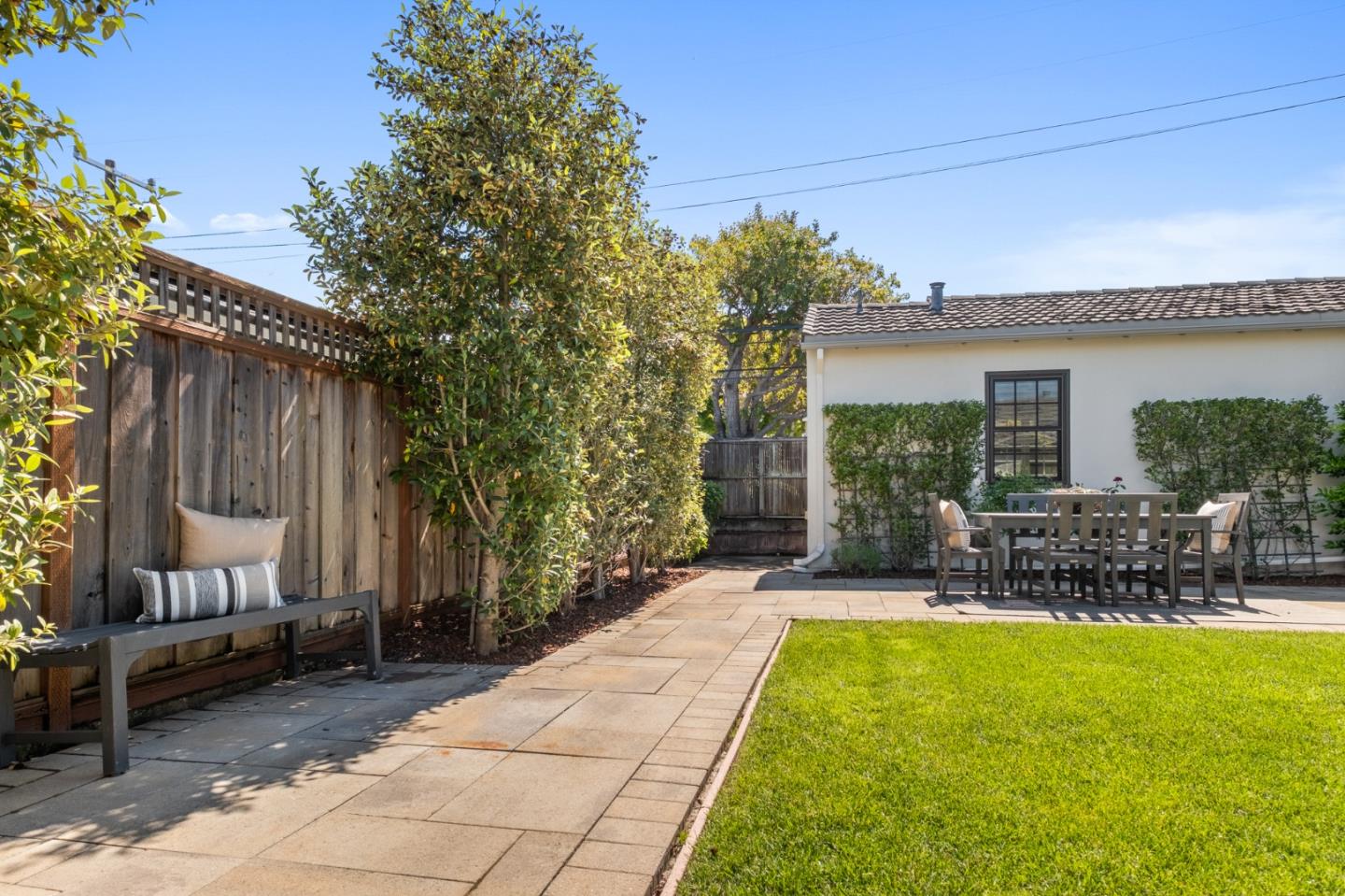 Detail Gallery Image 40 of 47 For 1625 Coronado Way, Burlingame,  CA 94010 - 3 Beds | 3 Baths