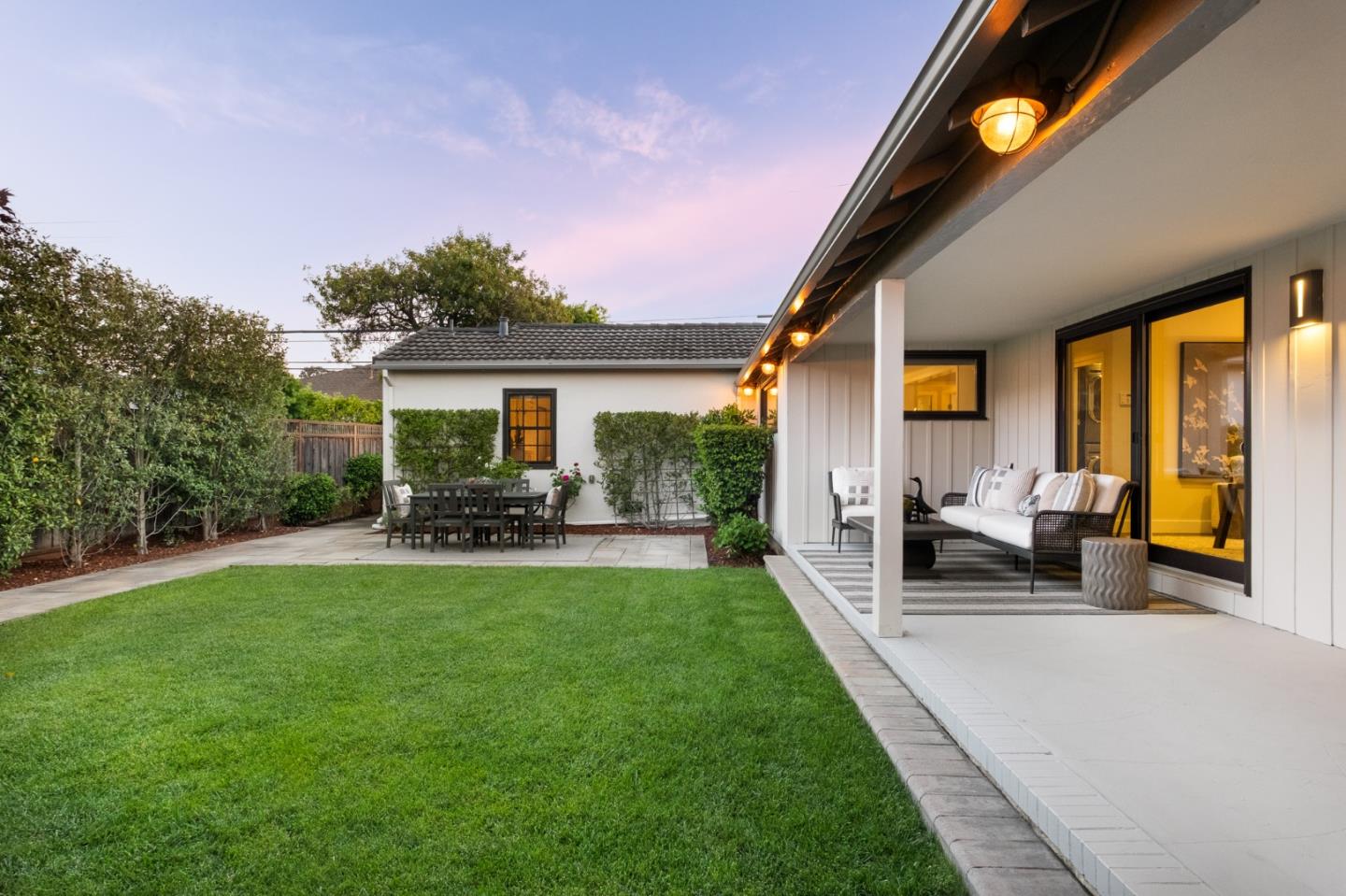 Detail Gallery Image 42 of 47 For 1625 Coronado Way, Burlingame,  CA 94010 - 3 Beds | 3 Baths