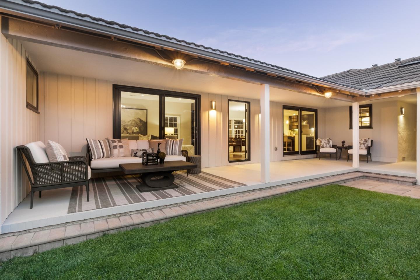 Detail Gallery Image 43 of 47 For 1625 Coronado Way, Burlingame,  CA 94010 - 3 Beds | 3 Baths