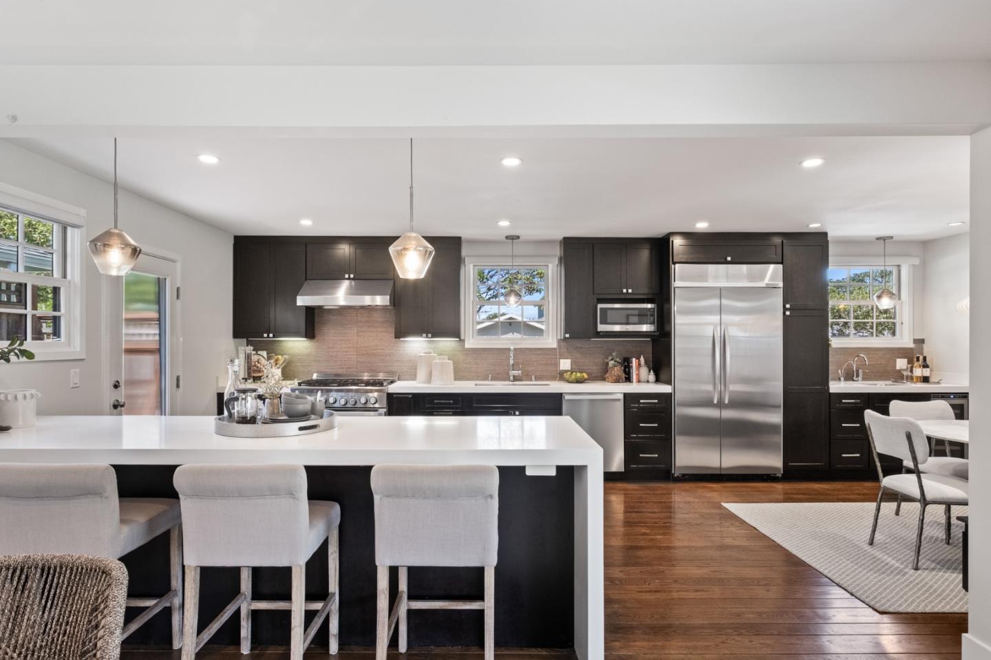 Detail Gallery Image 5 of 47 For 1625 Coronado Way, Burlingame,  CA 94010 - 3 Beds | 3 Baths