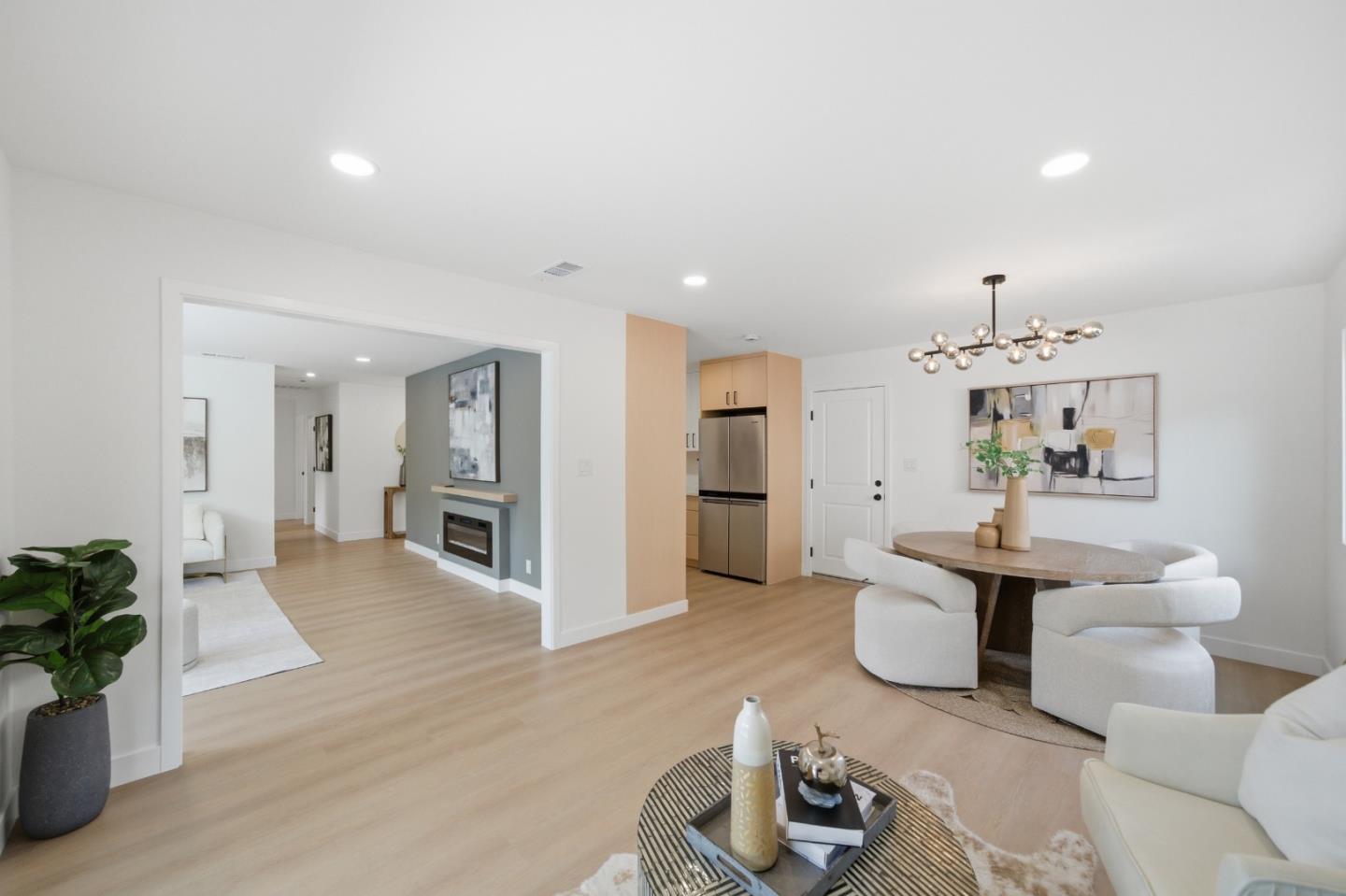 Detail Gallery Image 11 of 45 For 1355 Buchanan Dr, Santa Clara,  CA 95051 - 3 Beds | 2 Baths