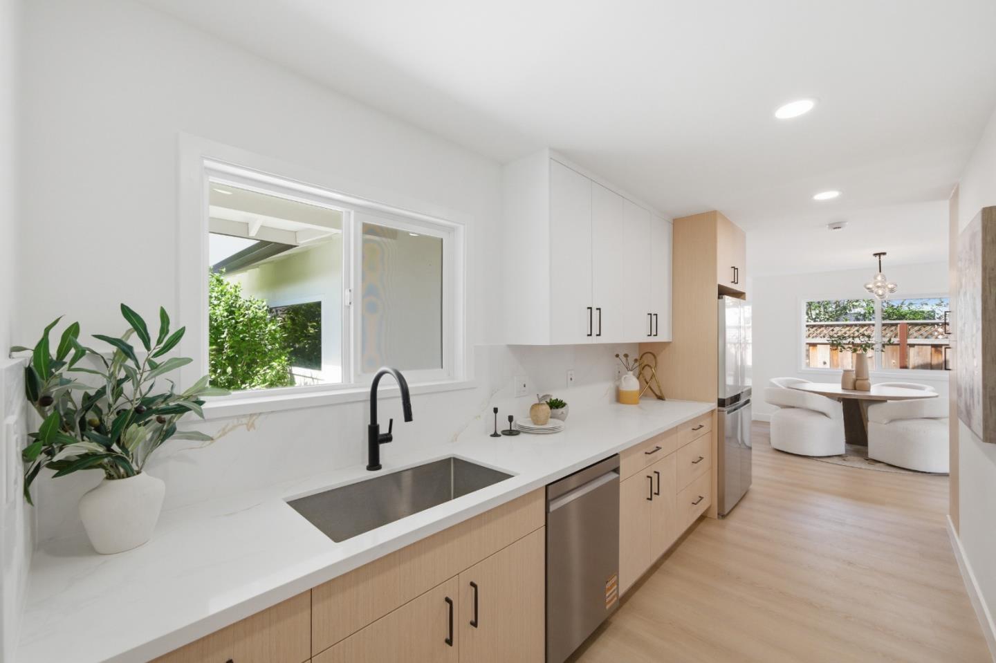 Detail Gallery Image 15 of 45 For 1355 Buchanan Dr, Santa Clara,  CA 95051 - 3 Beds | 2 Baths