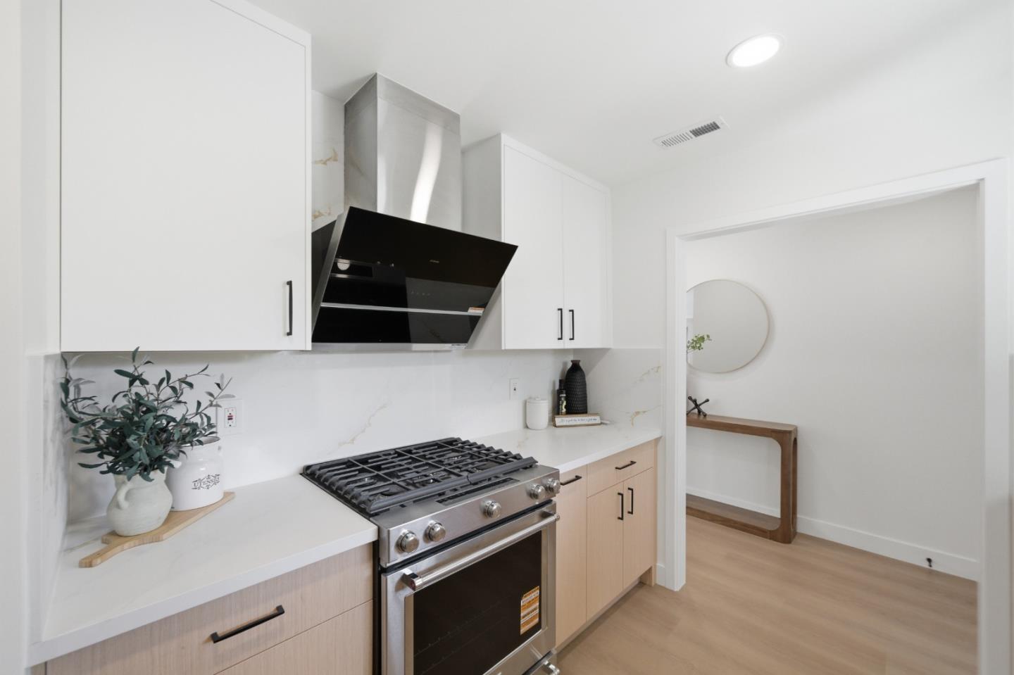 Detail Gallery Image 17 of 45 For 1355 Buchanan Dr, Santa Clara,  CA 95051 - 3 Beds | 2 Baths