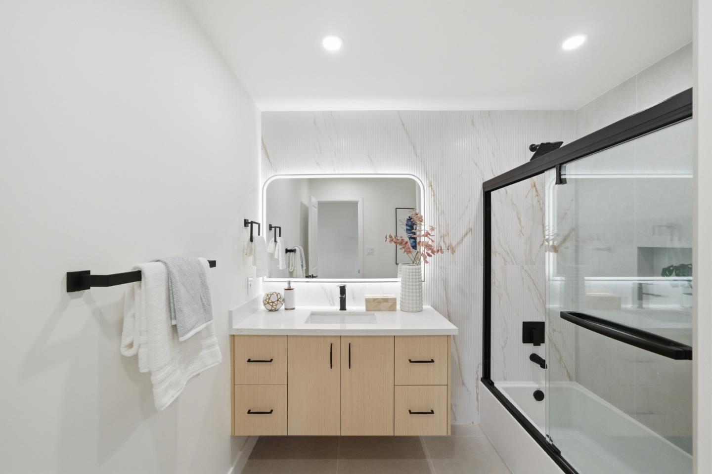 Detail Gallery Image 20 of 45 For 1355 Buchanan Dr, Santa Clara,  CA 95051 - 3 Beds | 2 Baths