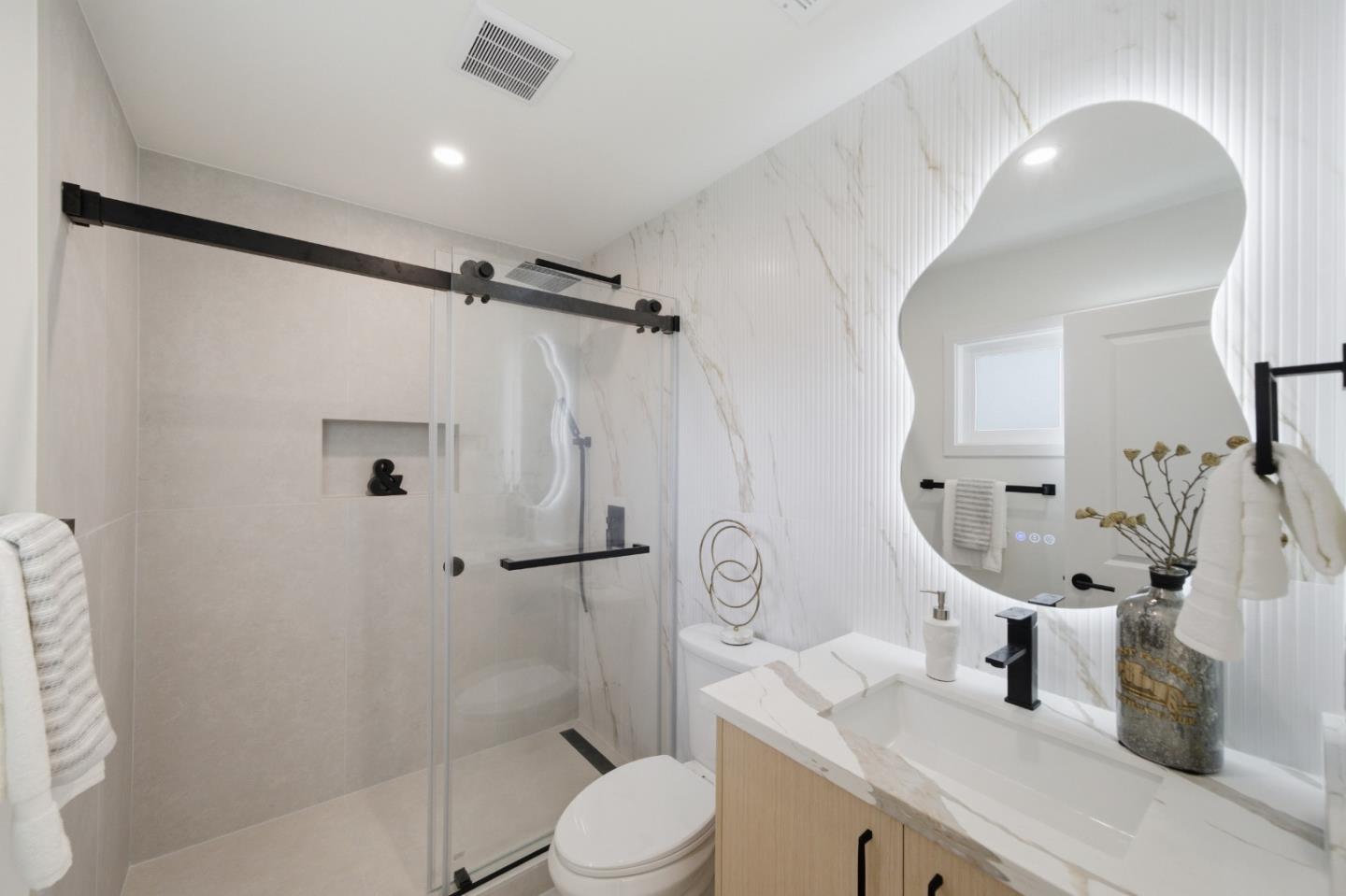 Detail Gallery Image 25 of 45 For 1355 Buchanan Dr, Santa Clara,  CA 95051 - 3 Beds | 2 Baths