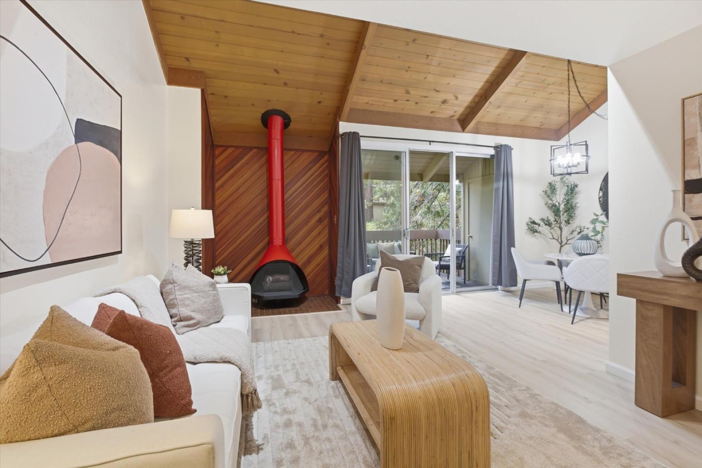 Detail Gallery Image 5 of 20 For 505 Cypress Point Dr #263,  Mountain View,  CA 94043 - 1 Beds | 1 Baths