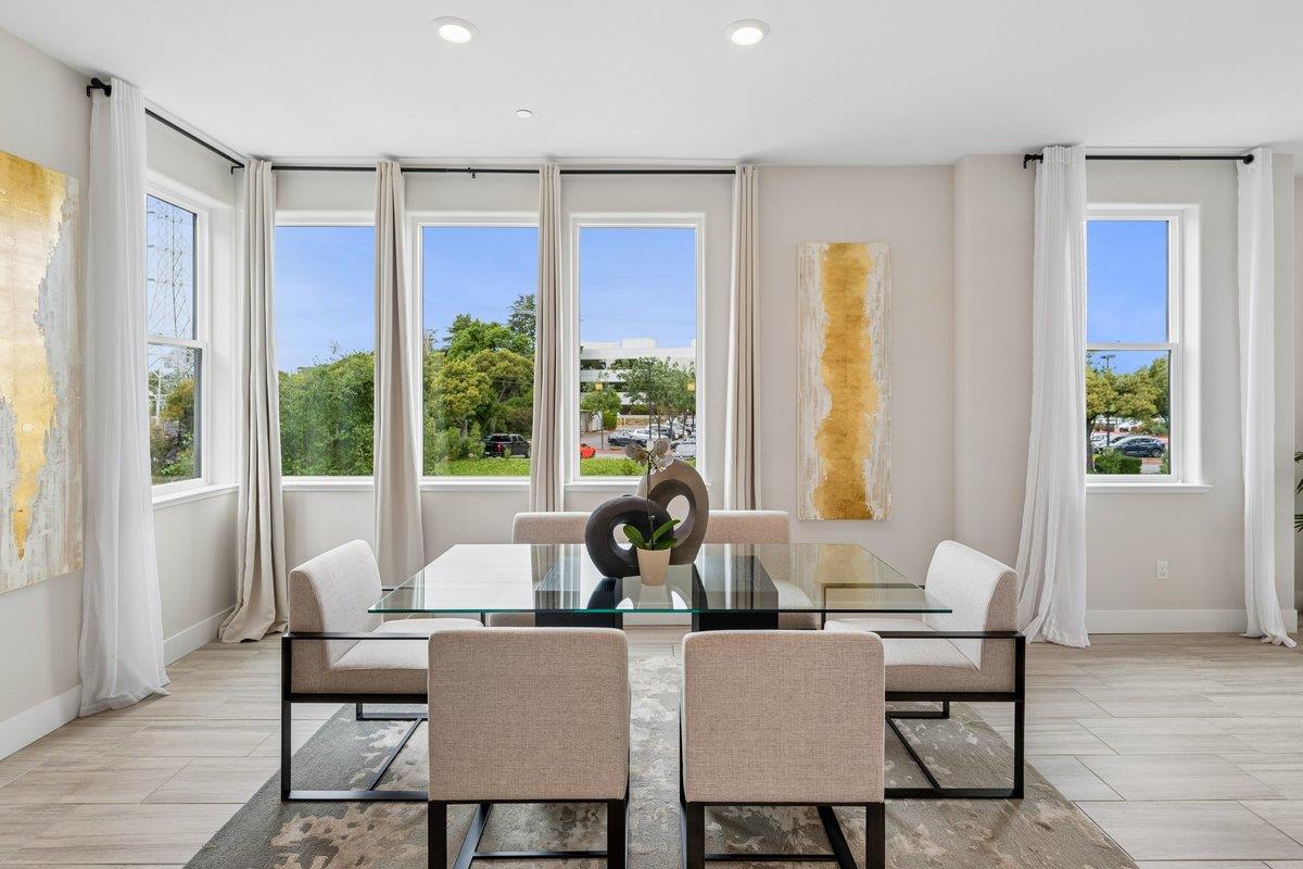 Detail Gallery Image 16 of 58 For 181 Waters Park Cir, San Mateo,  CA 94403 - 4 Beds | 3/1 Baths