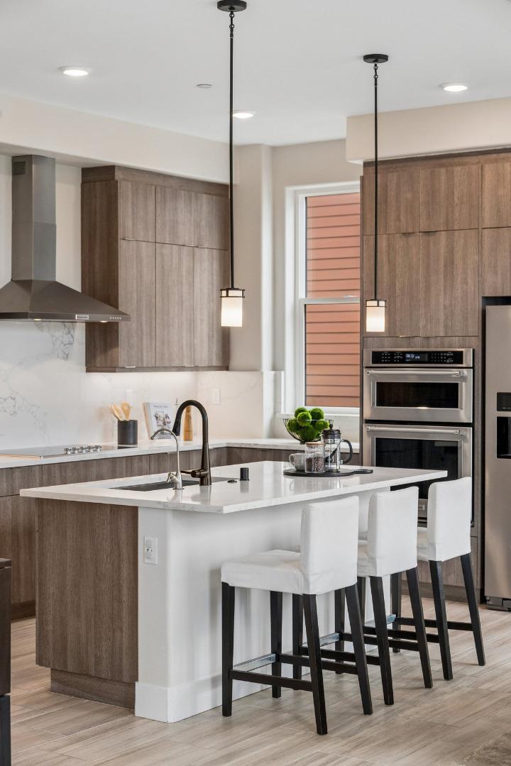 Detail Gallery Image 24 of 58 For 181 Waters Park Cir, San Mateo,  CA 94403 - 4 Beds | 3/1 Baths