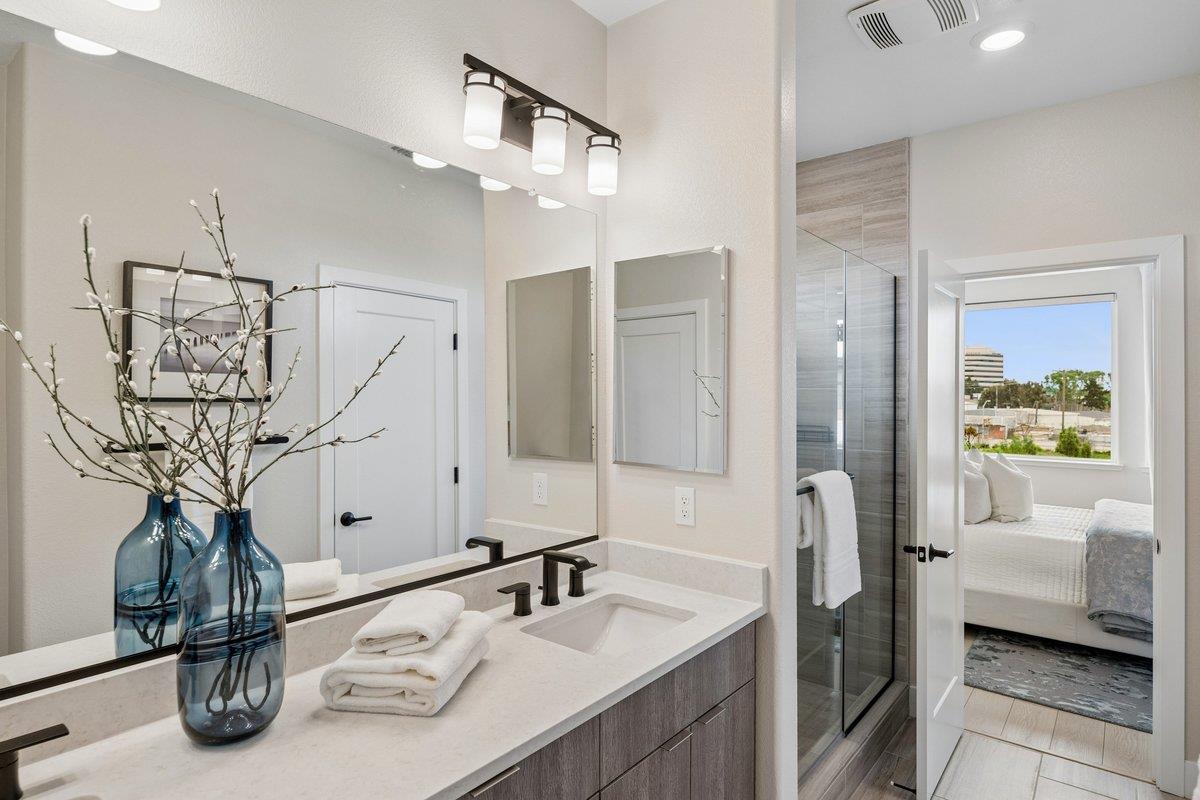 Detail Gallery Image 34 of 58 For 181 Waters Park Cir, San Mateo,  CA 94403 - 4 Beds | 3/1 Baths