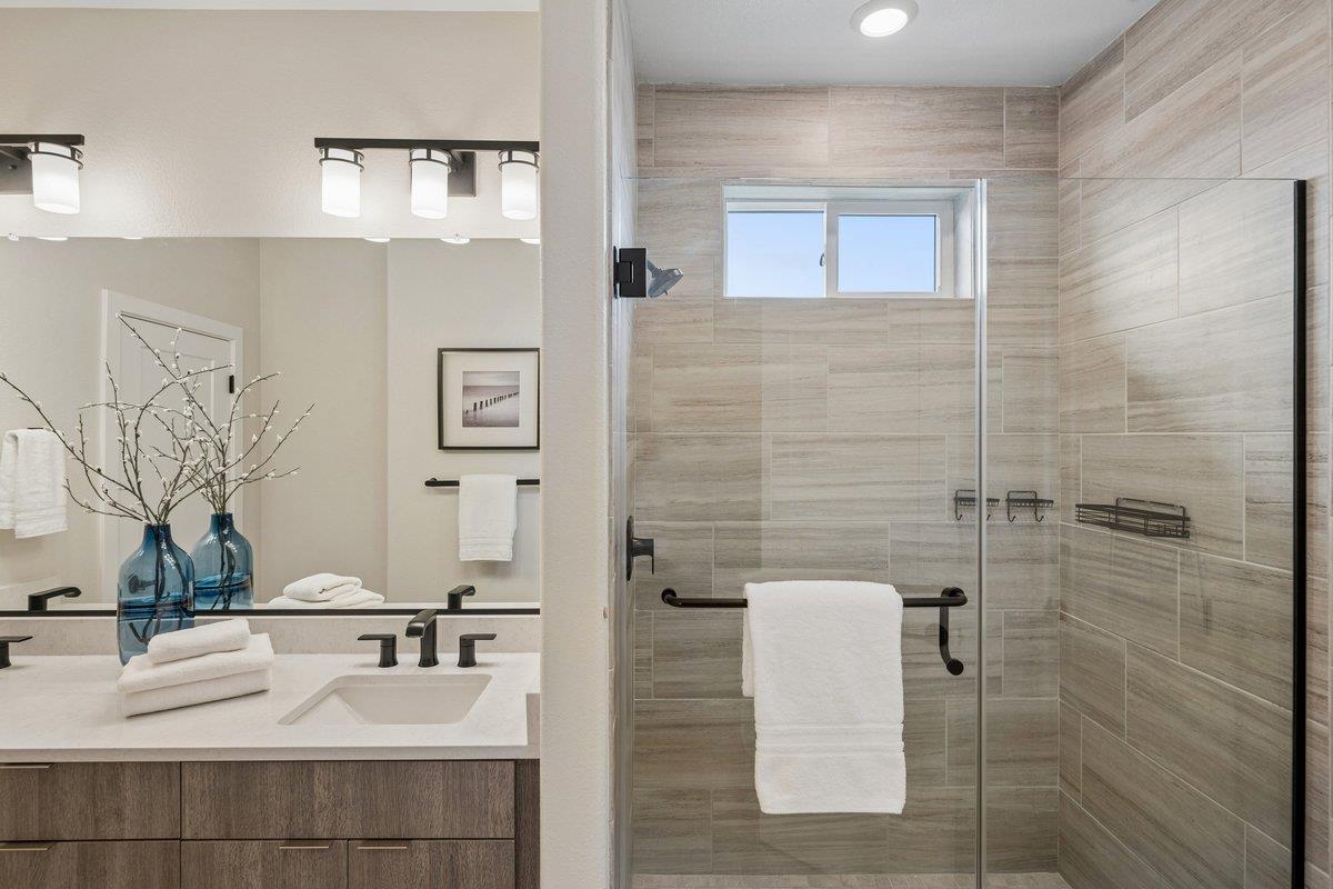 Detail Gallery Image 35 of 58 For 181 Waters Park Cir, San Mateo,  CA 94403 - 4 Beds | 3/1 Baths