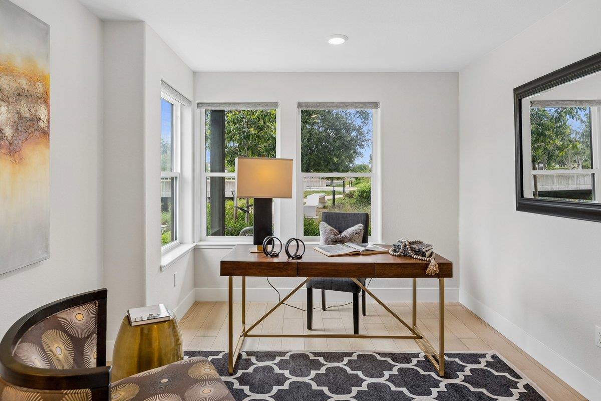 Detail Gallery Image 44 of 58 For 181 Waters Park Cir, San Mateo,  CA 94403 - 4 Beds | 3/1 Baths