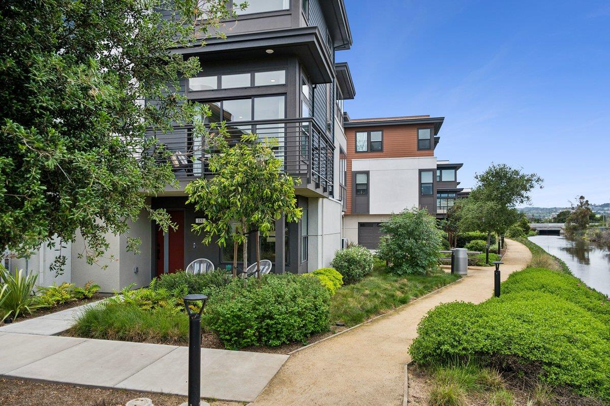 Detail Gallery Image 48 of 58 For 181 Waters Park Cir, San Mateo,  CA 94403 - 4 Beds | 3/1 Baths