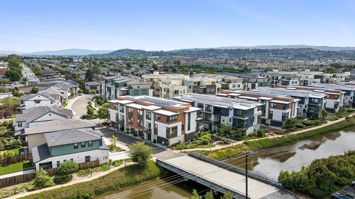 Detail Gallery Image 51 of 58 For 181 Waters Park Cir, San Mateo,  CA 94403 - 4 Beds | 3/1 Baths