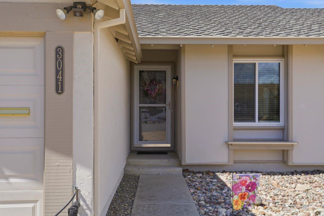 Detail Gallery Image 4 of 36 For 3041 Mauna Loa Ct, San Jose,  CA 95132 - 3 Beds | 2 Baths