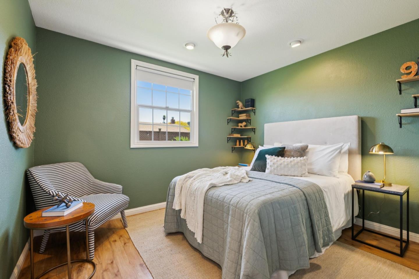 Detail Gallery Image 20 of 30 For 735 Montezuma Dr, Pacifica,  CA 94044 - 3 Beds | 1 Baths