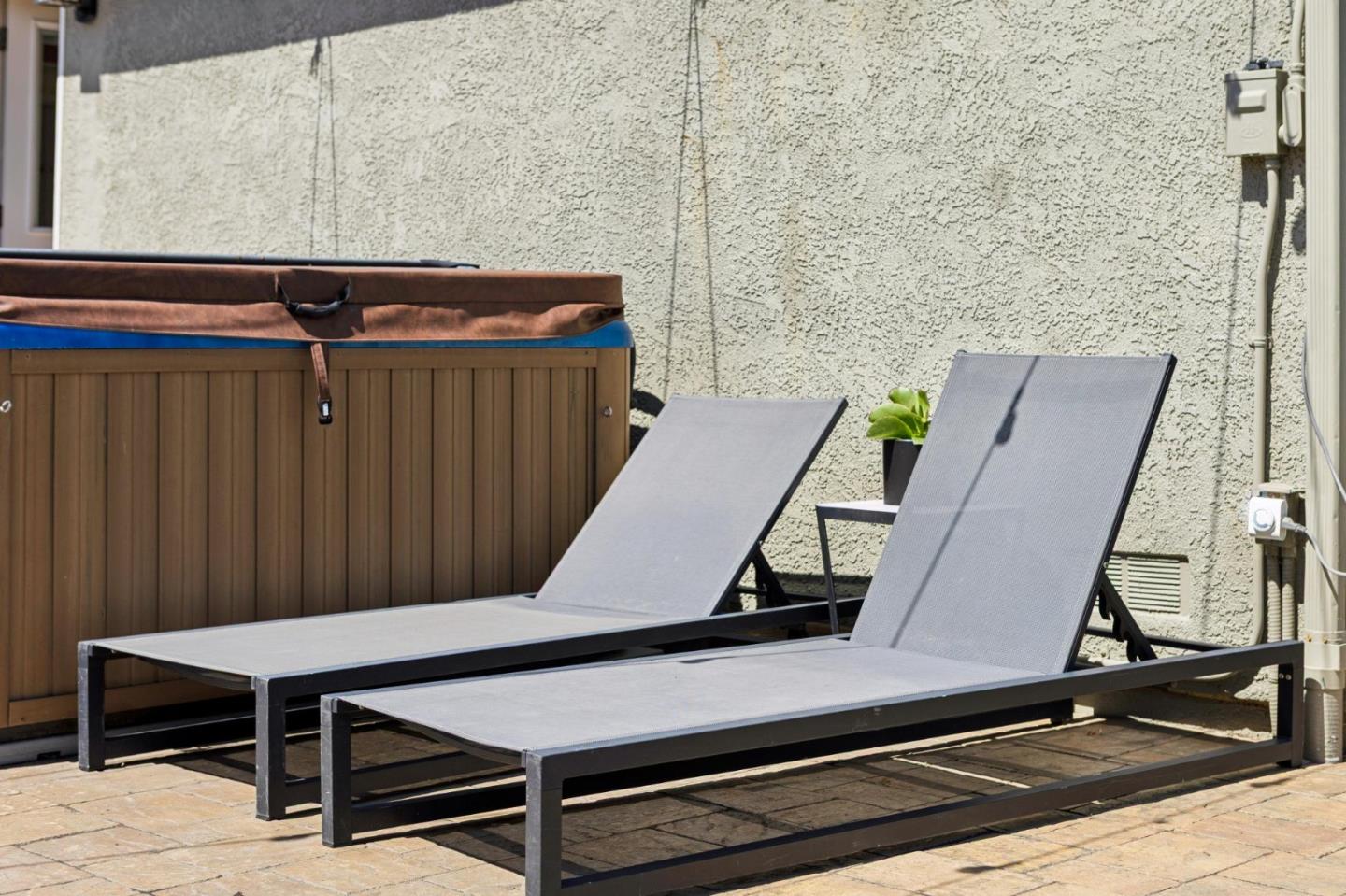 Detail Gallery Image 24 of 30 For 735 Montezuma Dr, Pacifica,  CA 94044 - 3 Beds | 1 Baths