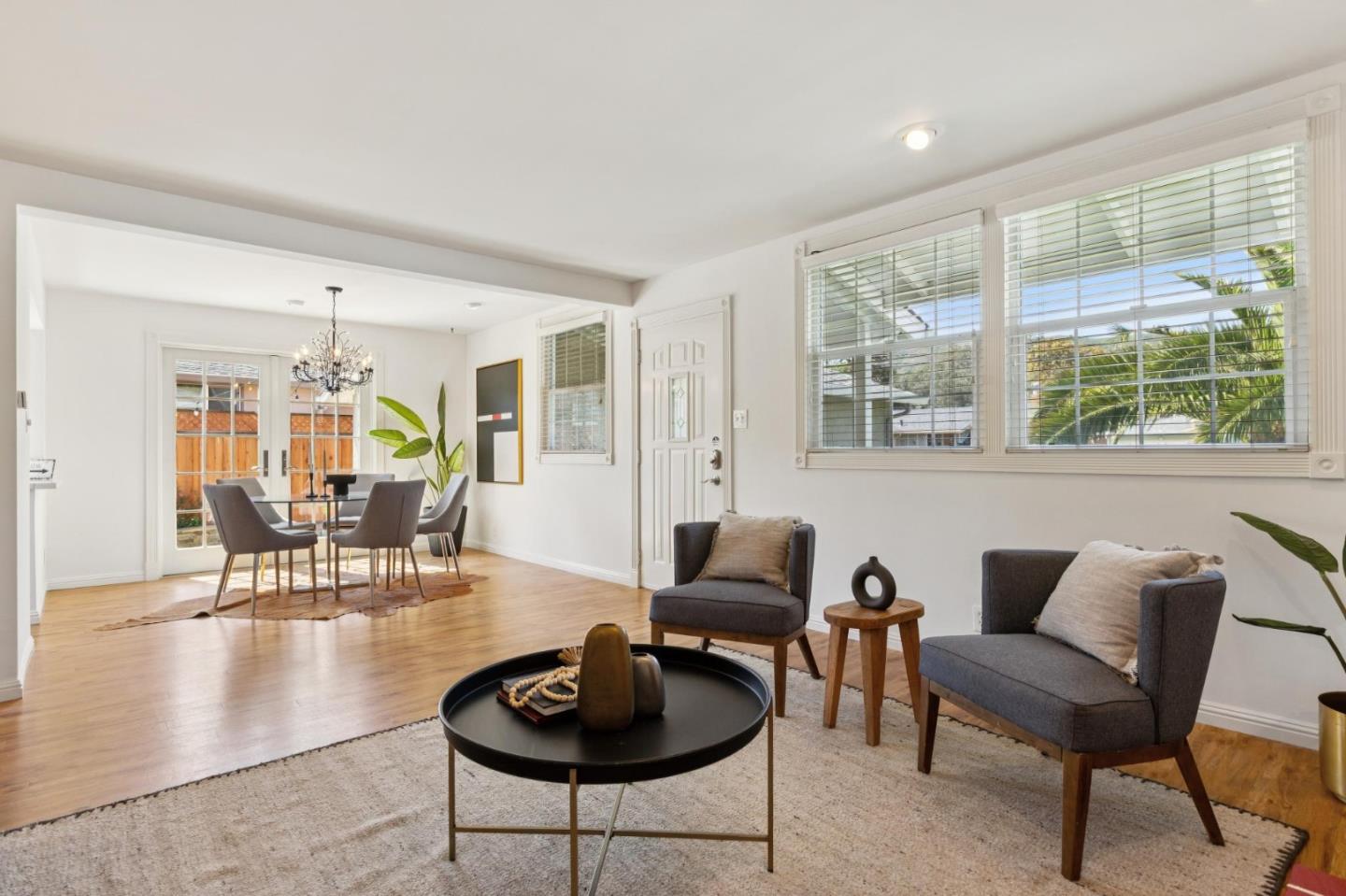 Detail Gallery Image 7 of 30 For 735 Montezuma Dr, Pacifica,  CA 94044 - 3 Beds | 1 Baths