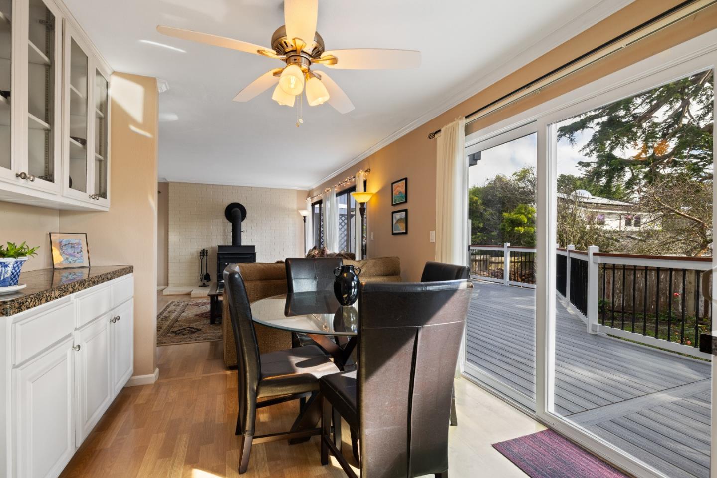 Detail Gallery Image 16 of 46 For 256 6th St, Montara,  CA 94037 - 4 Beds | 2/1 Baths